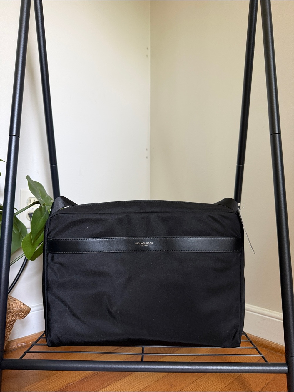 Michael Kors Kent Large Nylon Messenger Bag